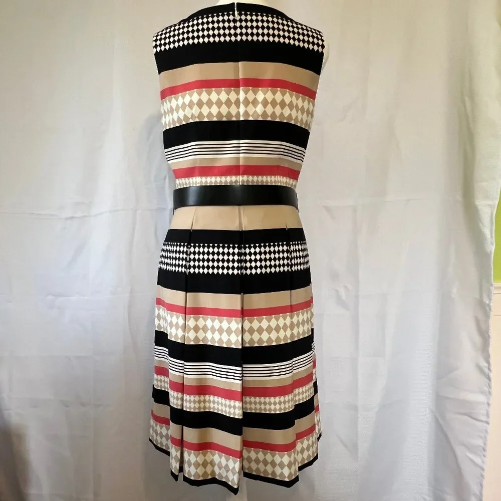 Tahari Arthur S. Levine Sleeveless Dress - Picture 6 of 16